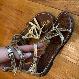 Sam Edelman Roman style sandals. Slight peeling-see photos. Size 6